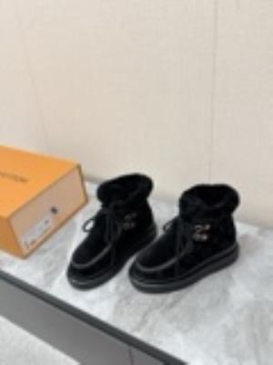 cheap quality Women Louis Vuitton Shoes Model No. 553